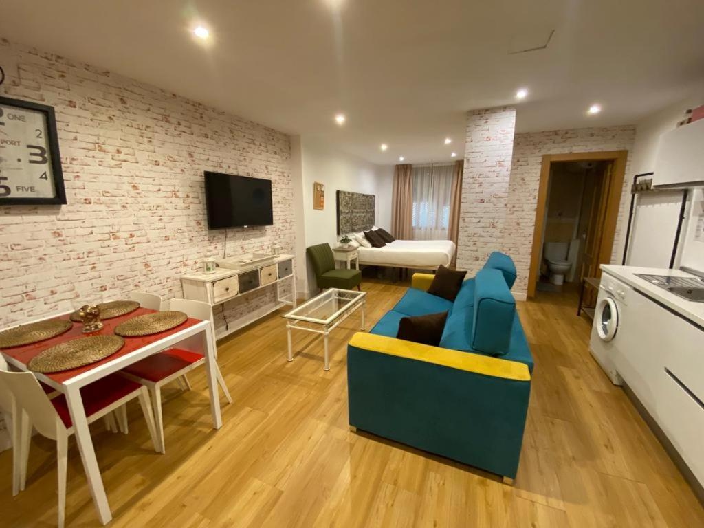Apartamentos Sevilla Palace Exterior photo